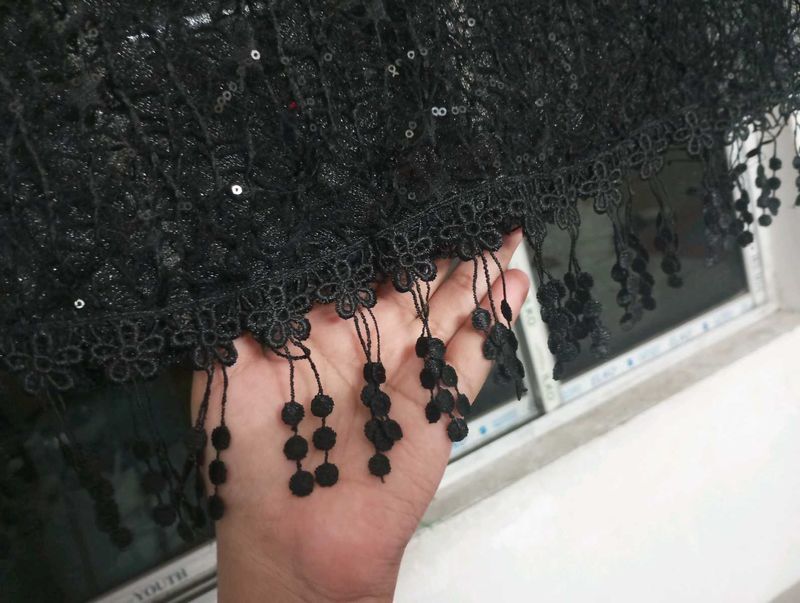 Beautiful Black 🖤 Scarf 🧣 Only In ₹250