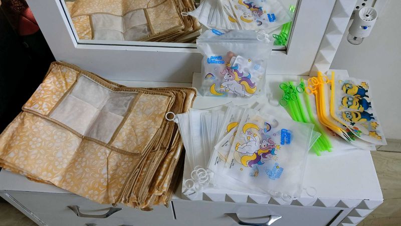 25 Uniform pouches, 6 Clothes storage cove