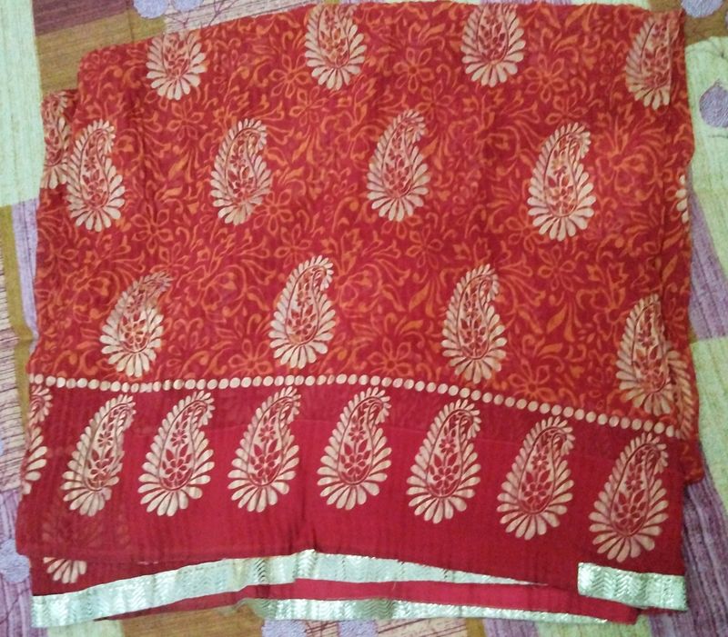 Red Paisley Print Saree