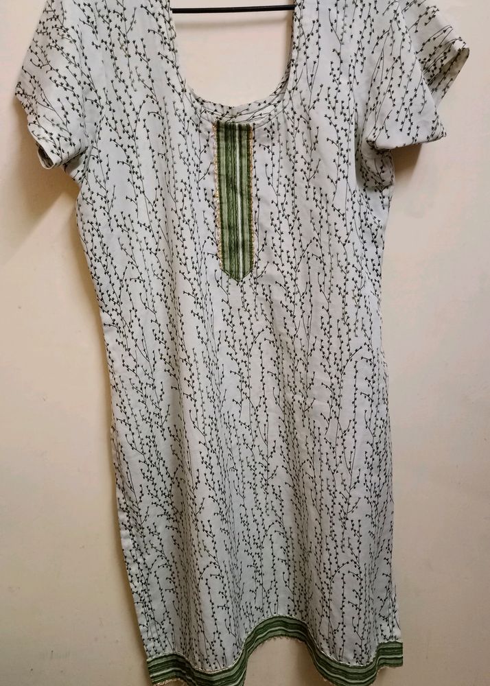 Light Green Half Sleeve Patiyala