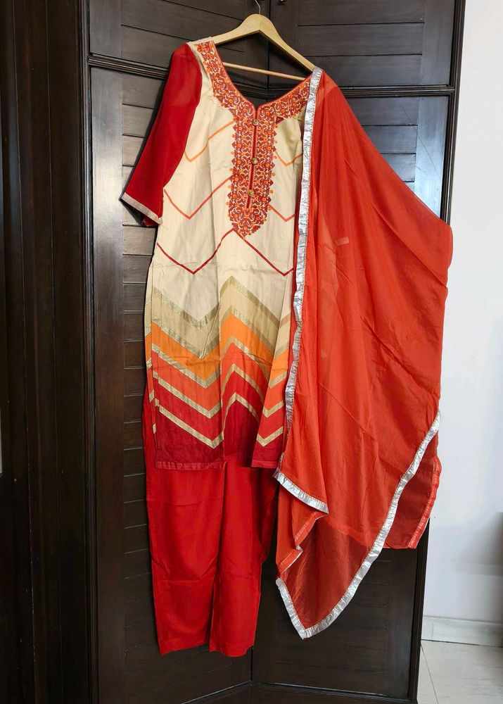 Women Red Thread Embroidered Cotton Suit Set
