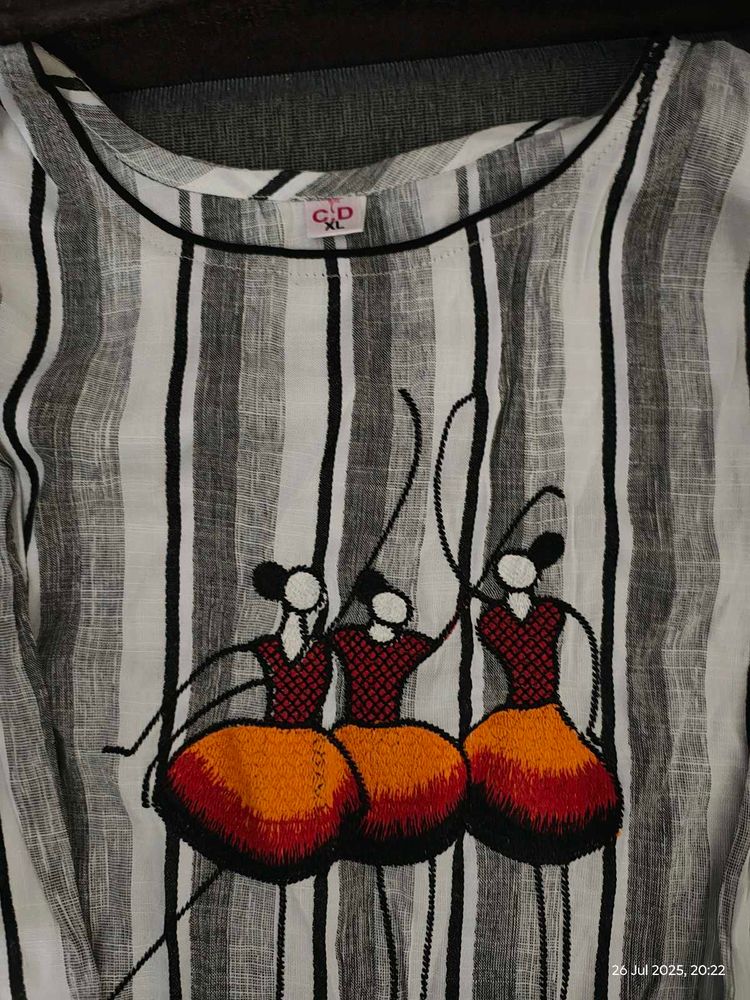 Striped Embroidered Kurta