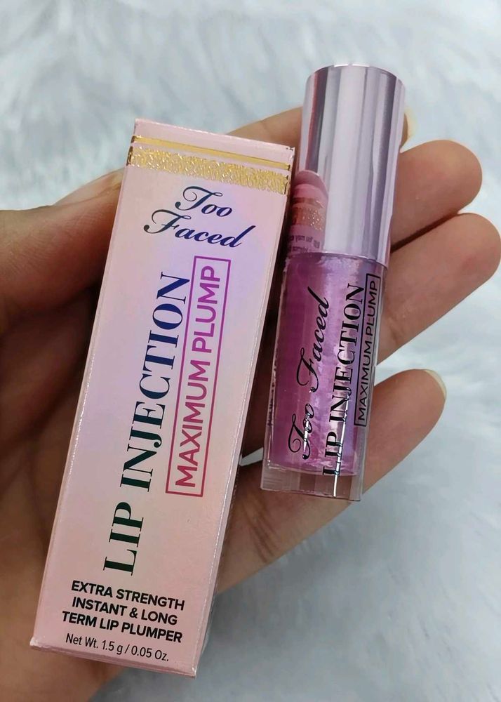 Too Faced Lip Injection Maximum Plump