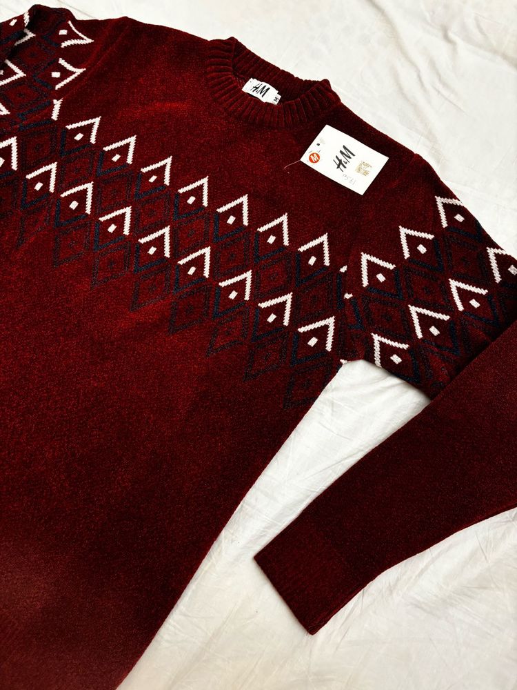 Stylish Maroon Patterned Sweater
