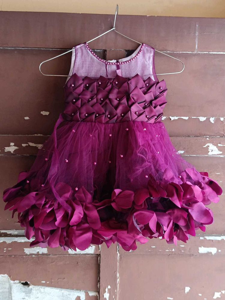 Purple Flower Girl Dress unused New ( fixed rates)
