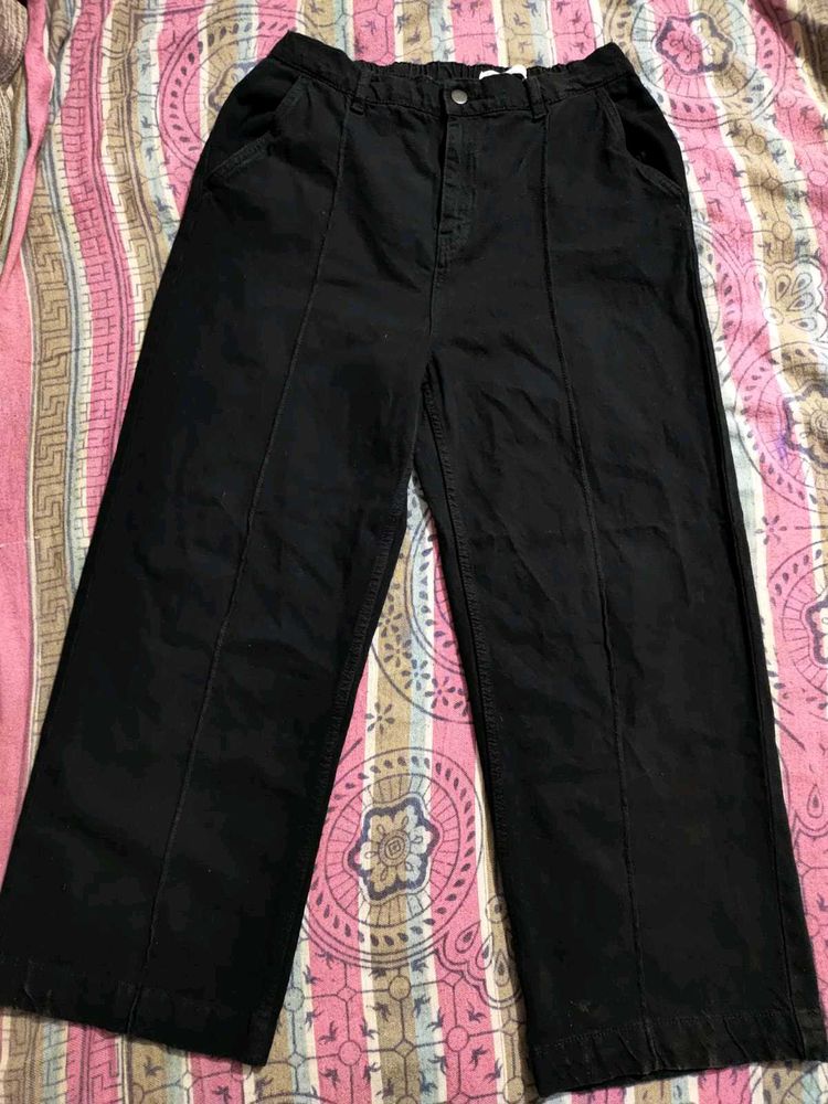 Today&#39;s Sale!!!  Zudio Black Flared Jeans