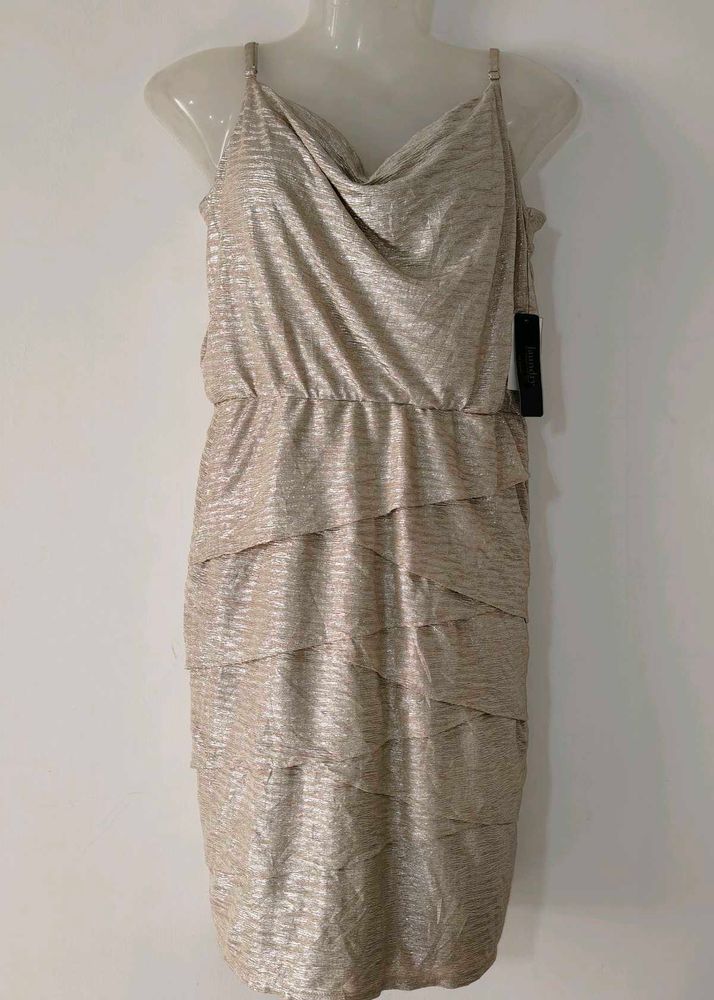 Laundry by Shelli segal golden party wear mini dre