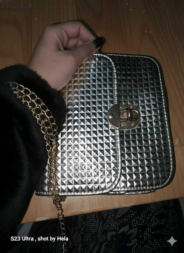 Stylish Silver Handbag