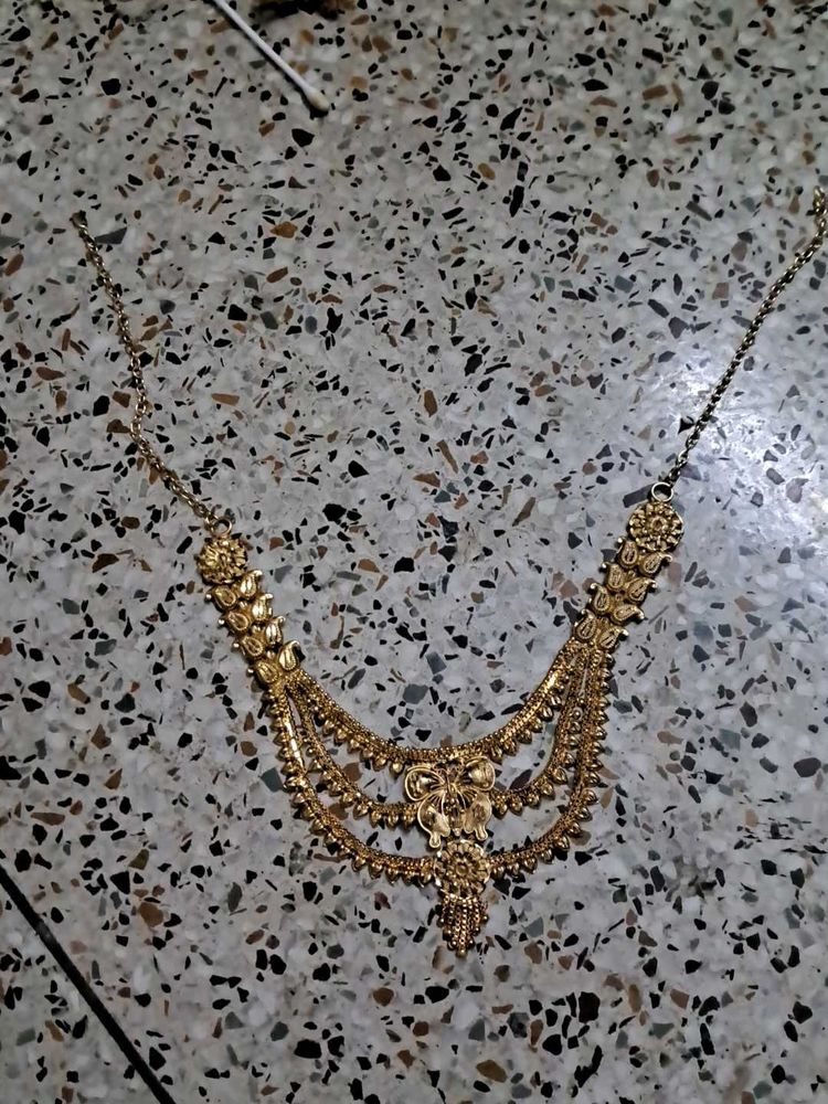 Never Used Gold Plated Necklace For Sale