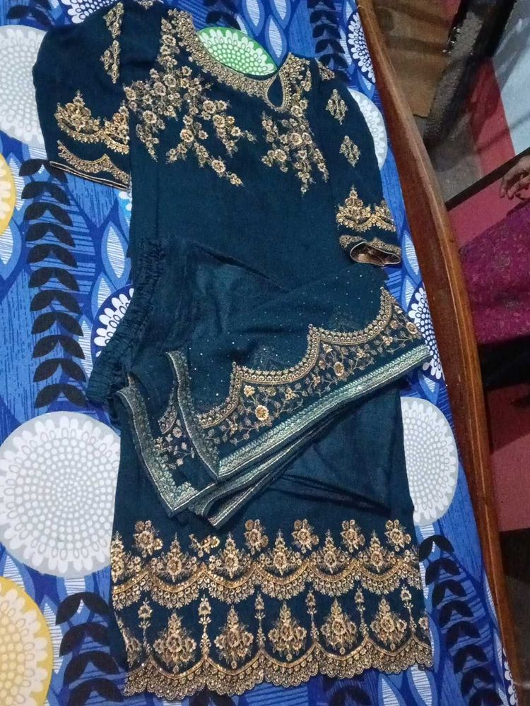 Elegant Embroidered Salwar Suit