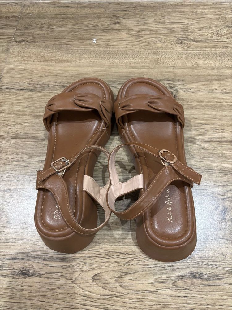 Cute Brown Platform Sandals