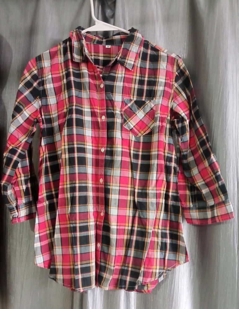 Red Plaid 3/4 Sleeve Shirt