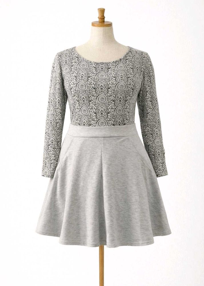 Gray short Skirt with Pockets