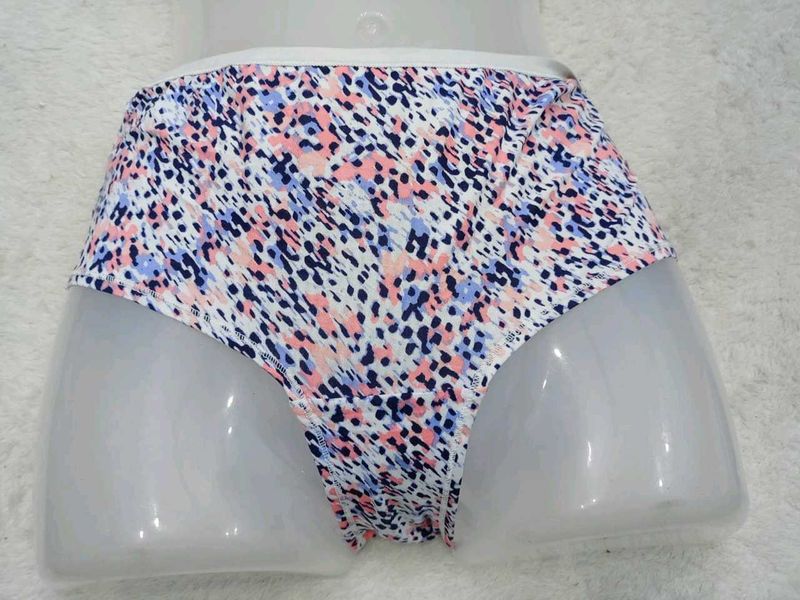 32 Size M &amp; S