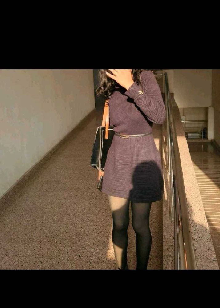 Stylish Black Knit Dress without Belt