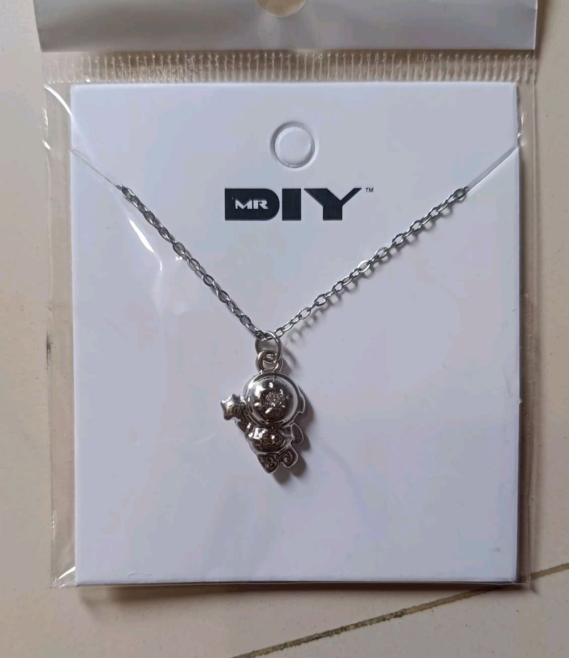 Pendent/ Necklace