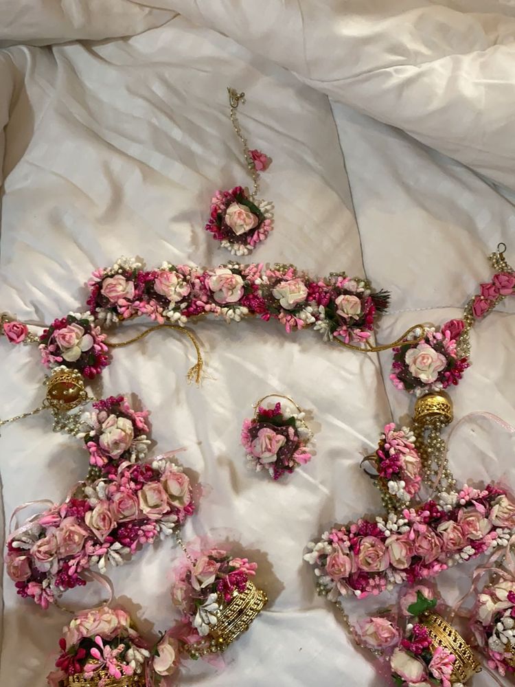 Royal Pink Flower Jewellery With Kaleere