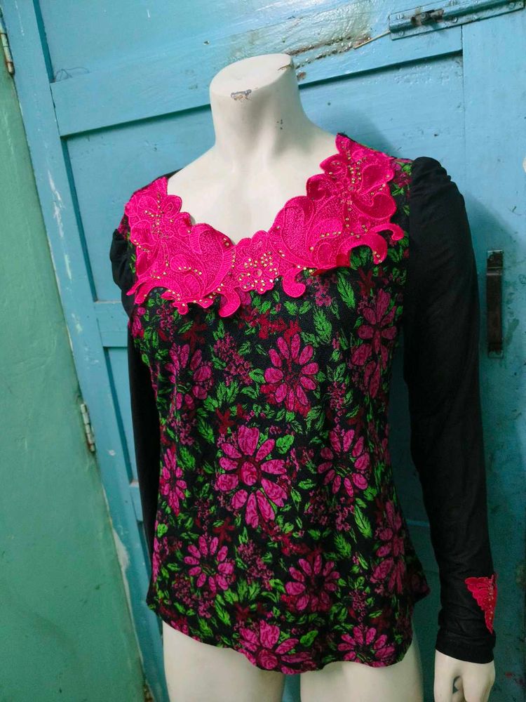 Beutiful Multicolour Top