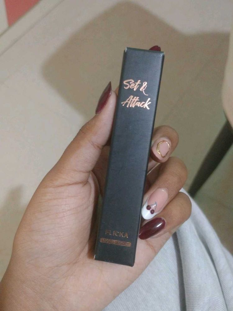 Set And Attack Flicka Liquid Lipstick.