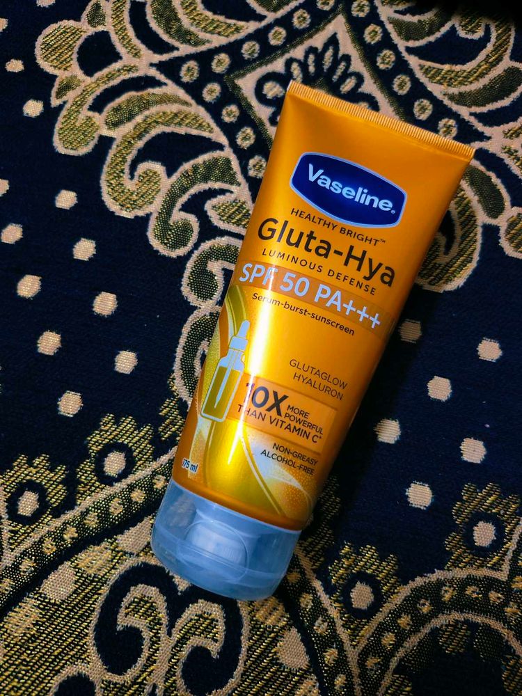 Vaseline All Gluta Hya - Antioxidant Spf 50 Pa+++