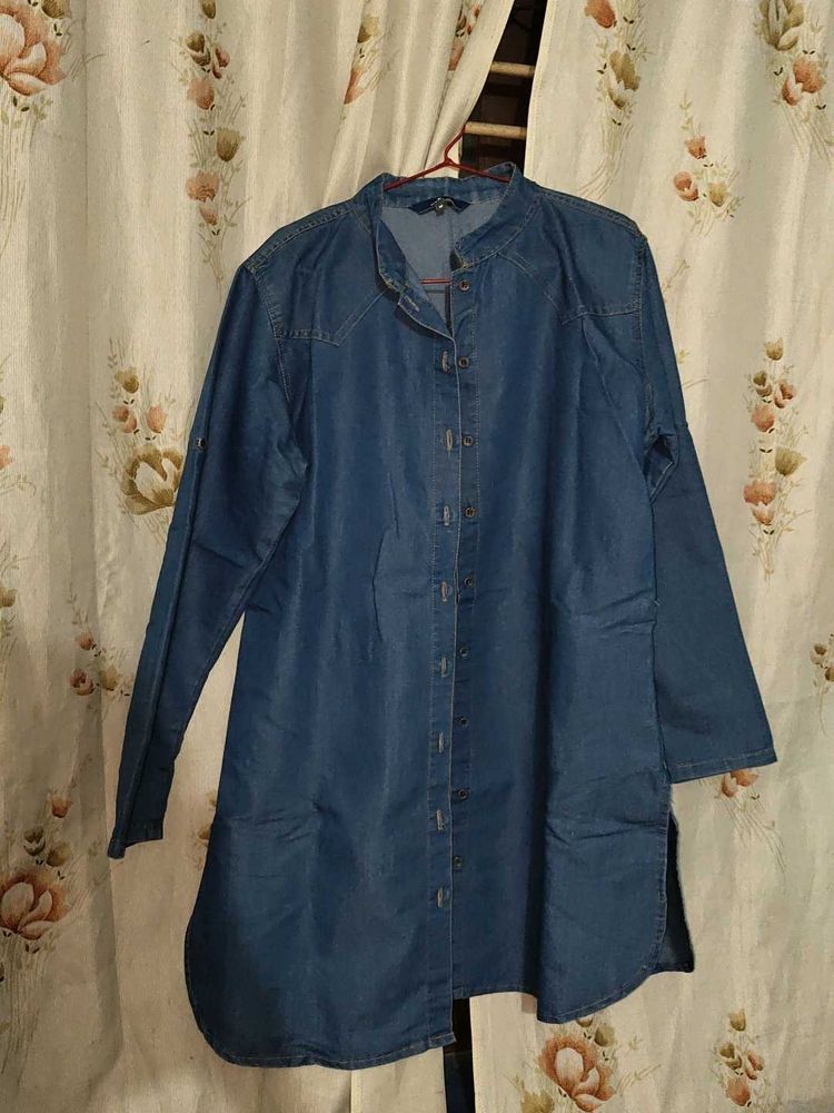 bought 7 months ago good condition no scratches or