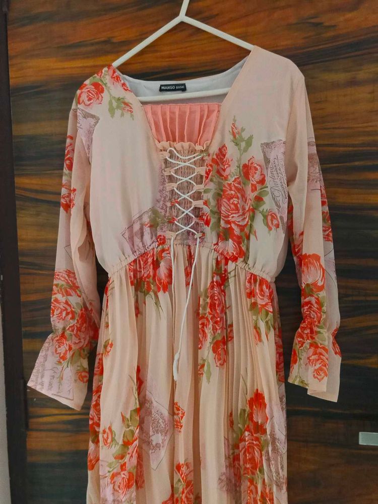 Floral Dress With Ruffled Long Sleeves
