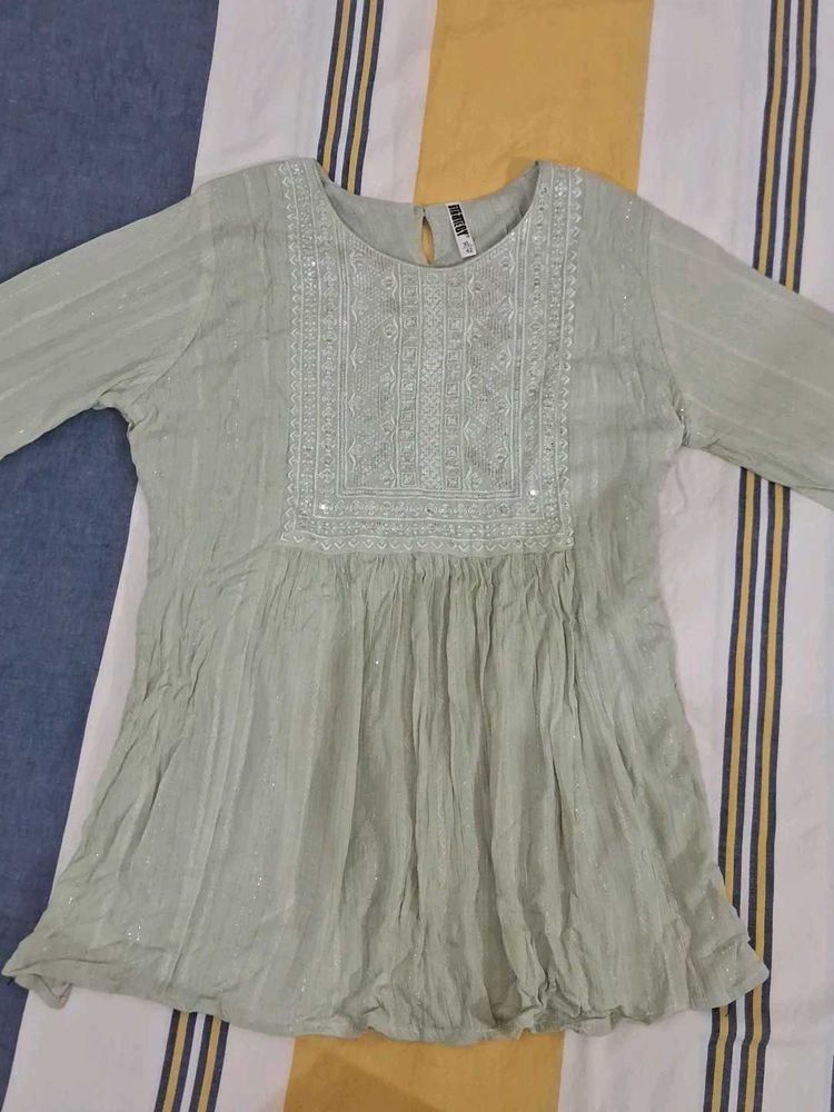 Embroidered Green short Kurta