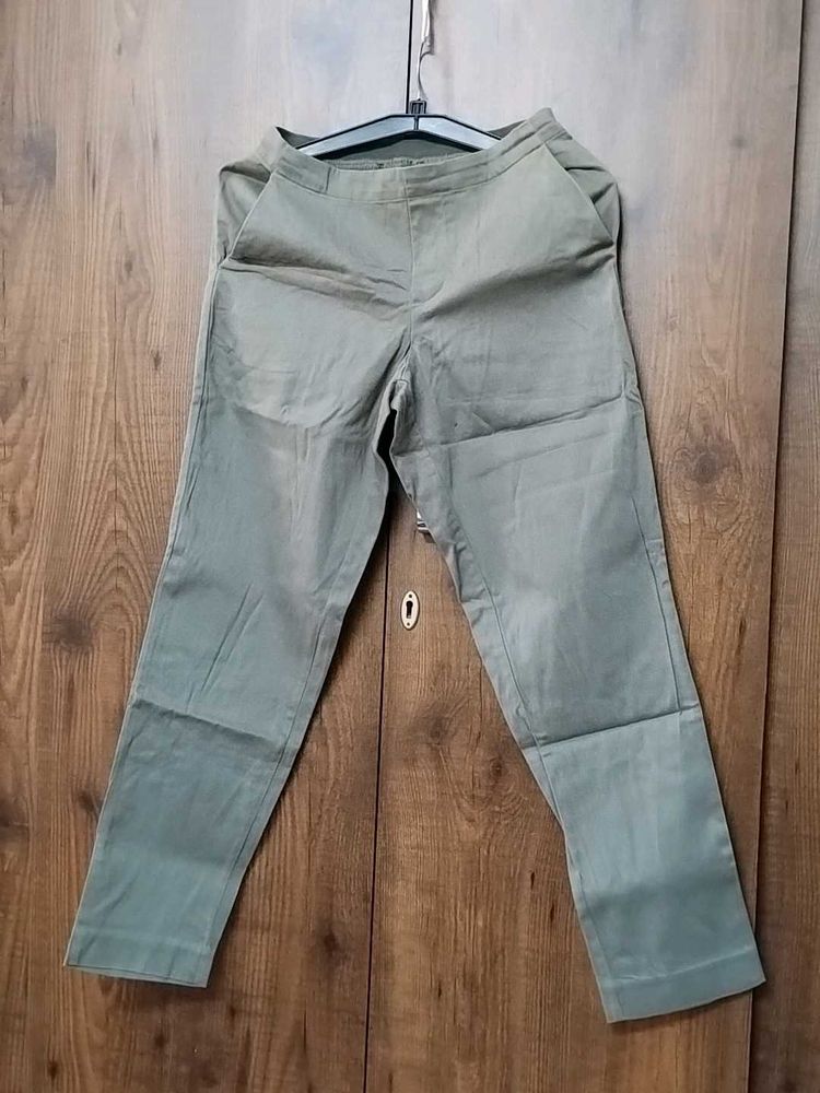 Women Tan Slight Elastic Pant