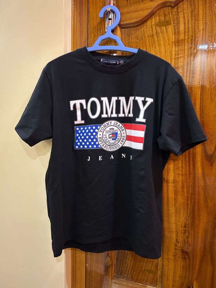 Tommy Jeans Graphic Tshirt