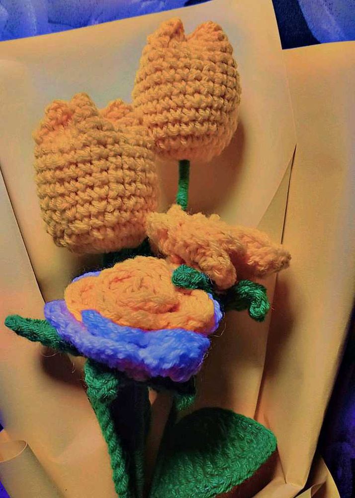 Crochet Tulip Bouquet