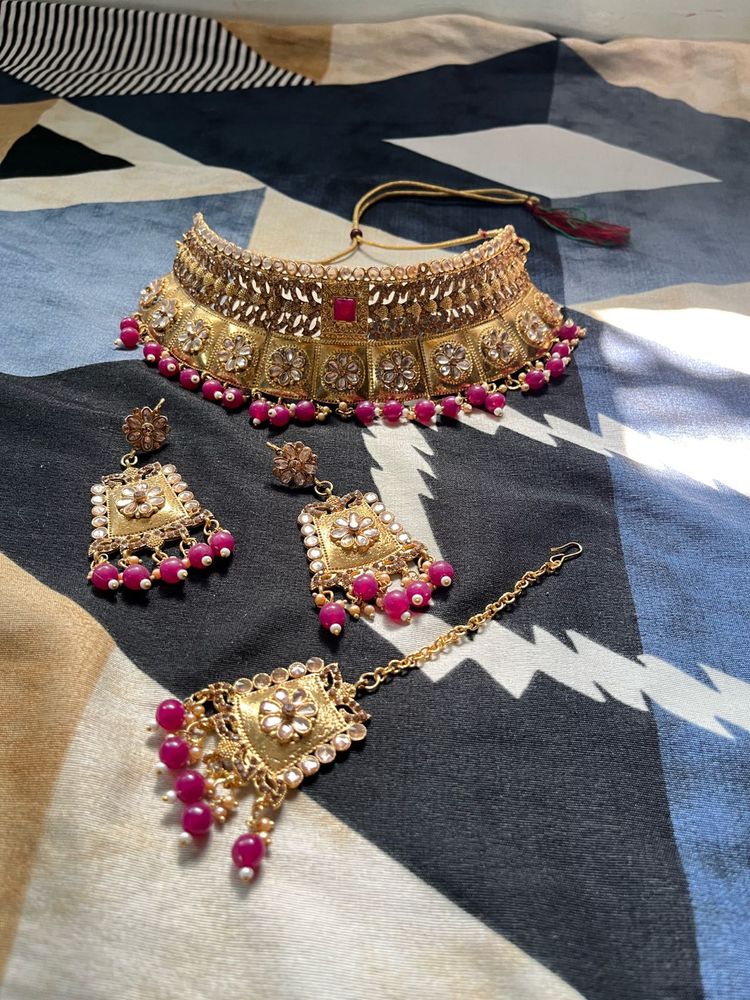 Red Bridal Elegant Gold Choker Set