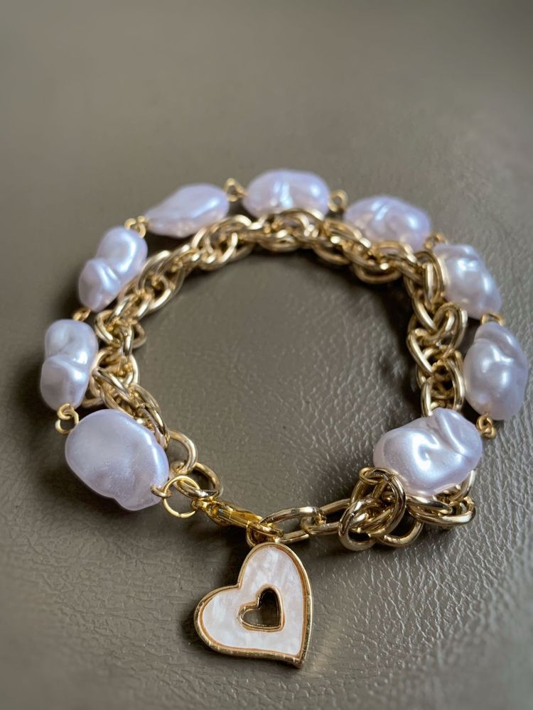 Golden links, soft pearls Bracelet ✨