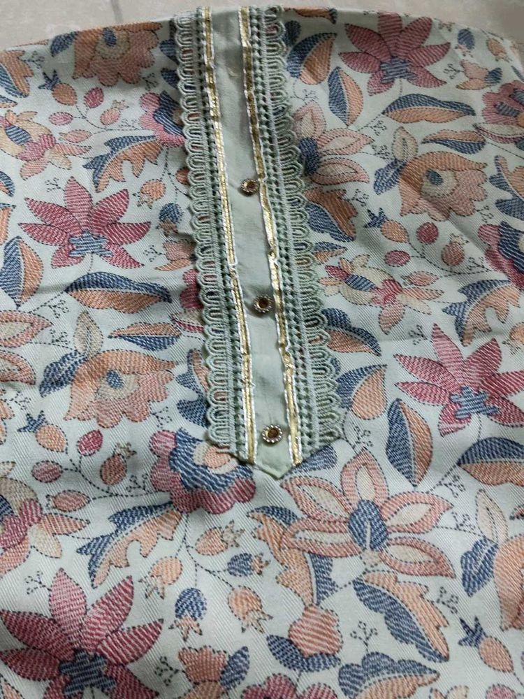 Floral Print woolen suit