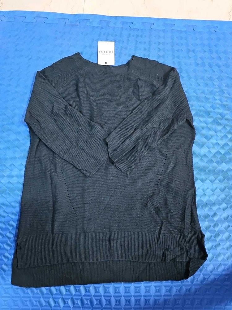 Stylish Black Knit Top