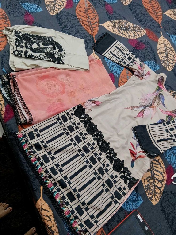 Pakistani Stitch Shuit