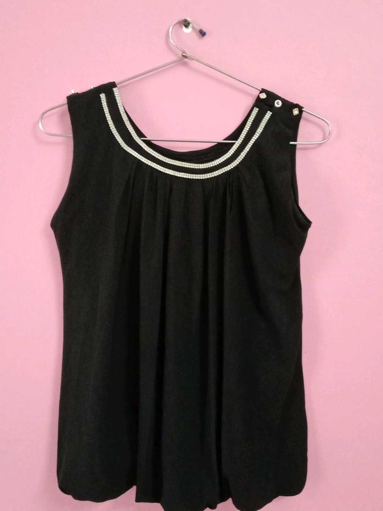 Elegant Black Sleeveless Top