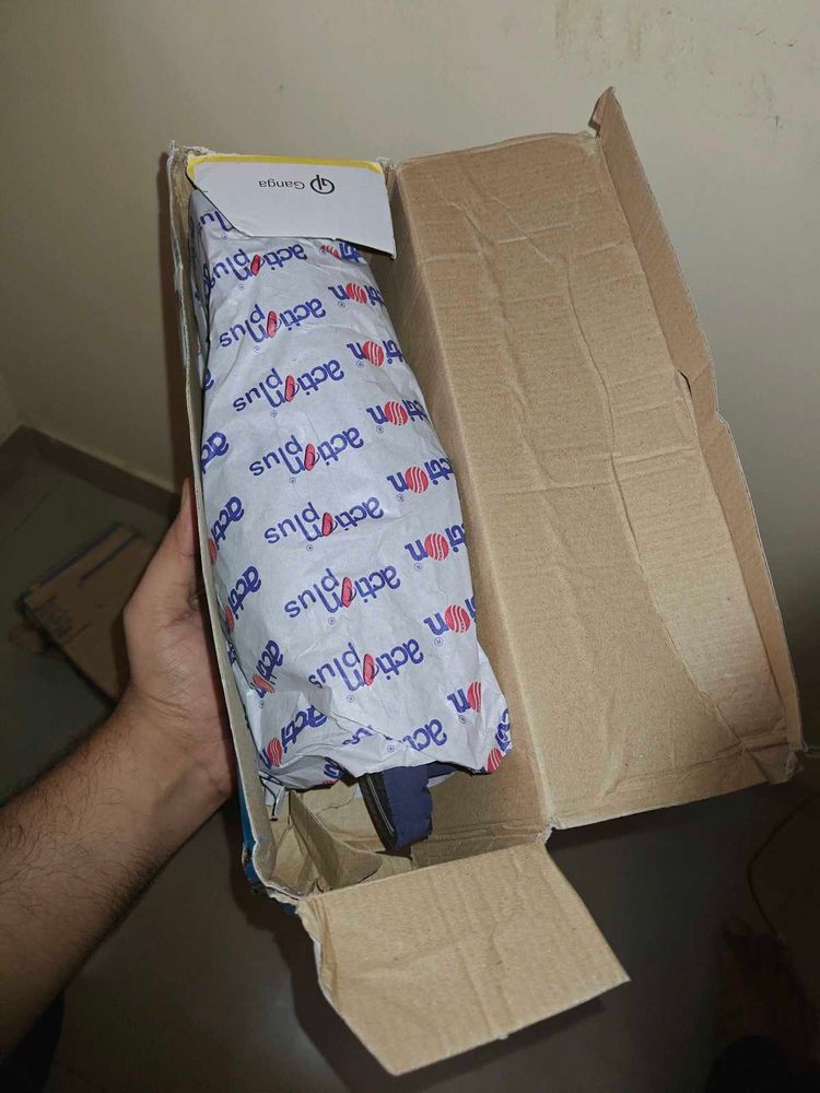 New Action Footwear Size 10
