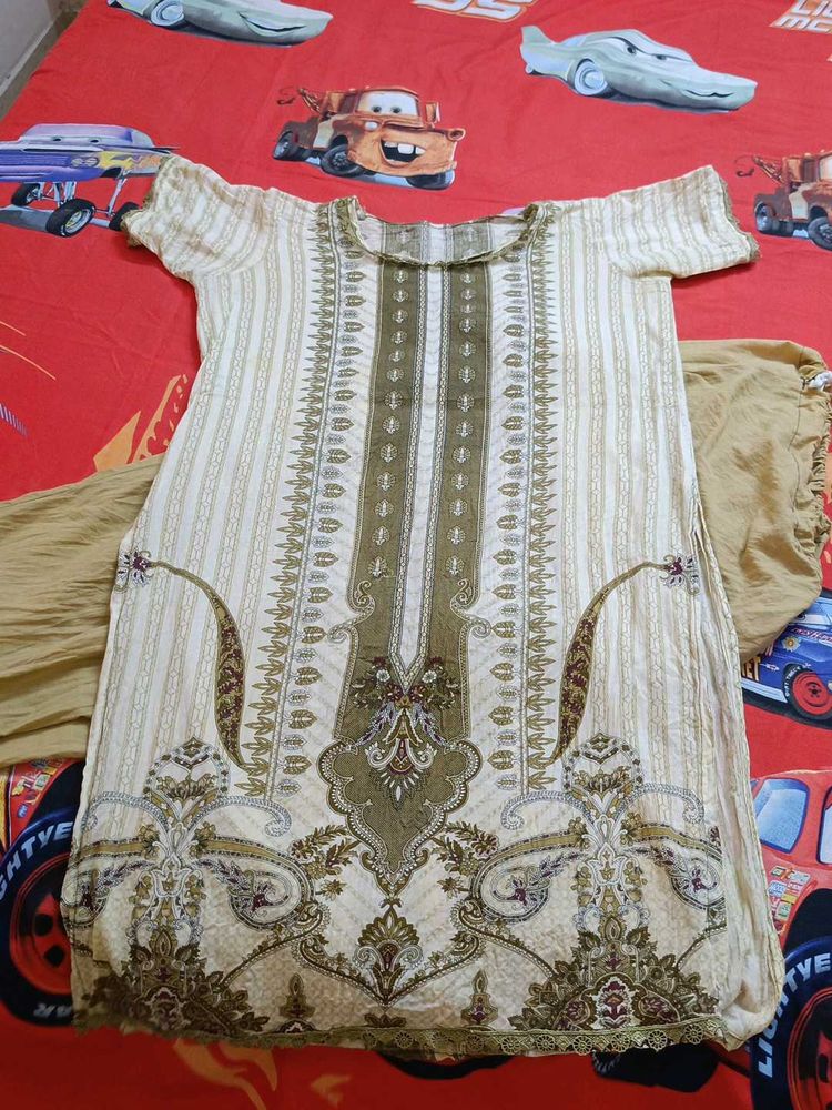 Elegant Cream &amp; Olive Ethnic Suit