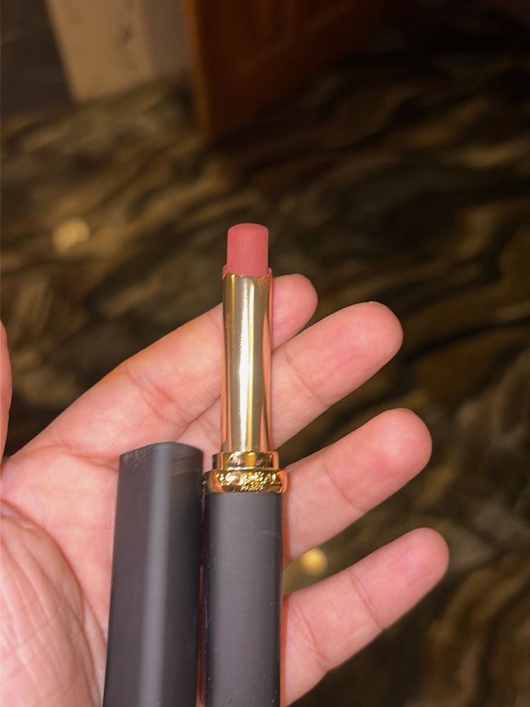 L'Oreal Matte Lipstick