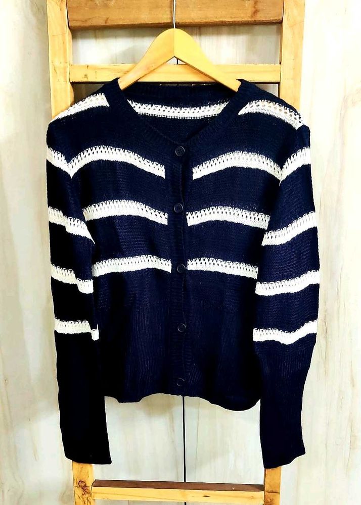 Black &amp; White Design Sweater Size-36-38