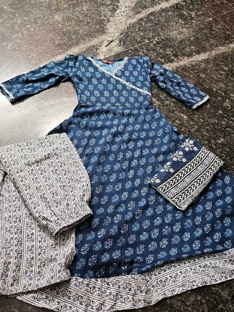 Kurti Set