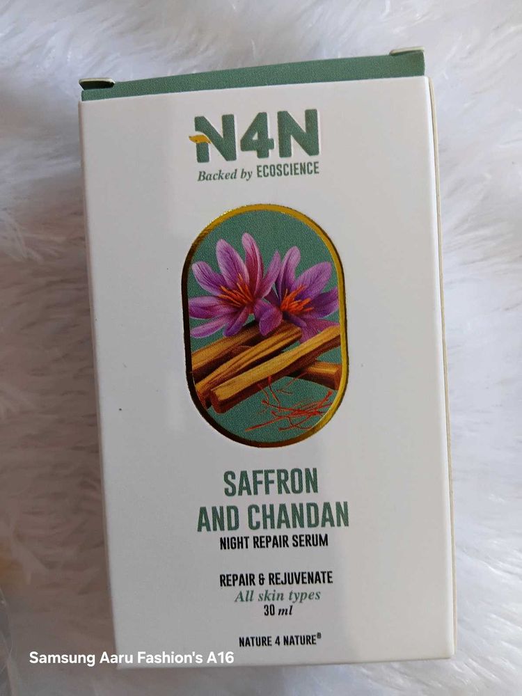 N4N Saffron &amp; Chandan Night Repair Serum