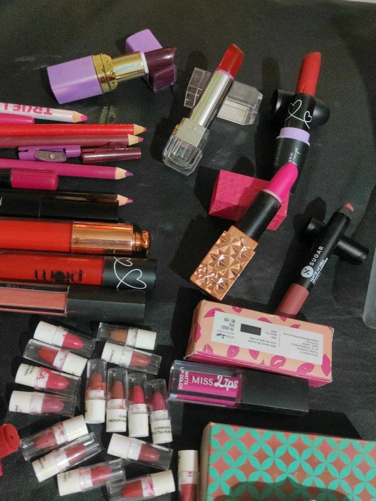 1 Product With Two Freebies