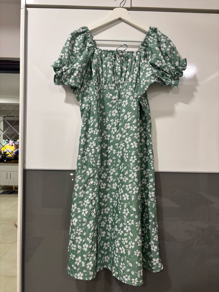 Green floral midi dress with slit