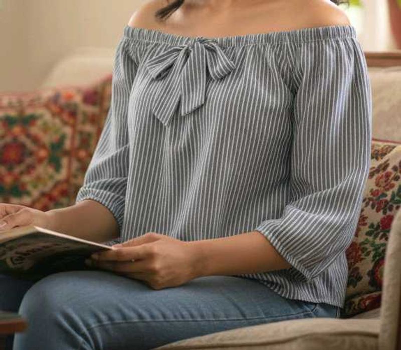 Striped Off-Shoulder Top 🖤