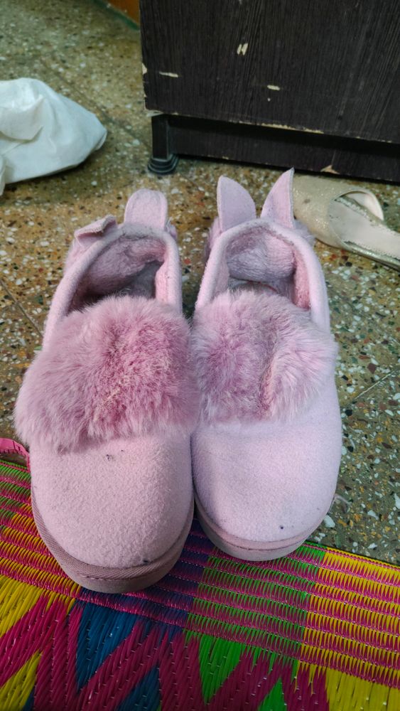 sandal or home footwear