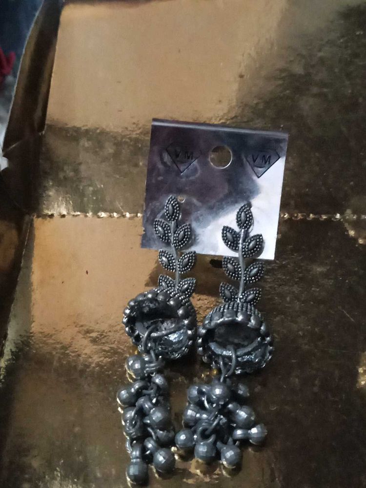 Stylish Silver Tone Dangle Earrings