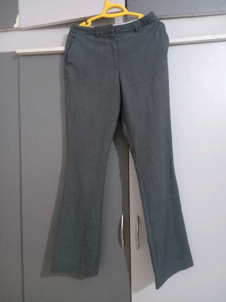 H&amp;M Gray Flared Pants