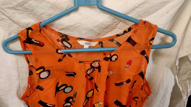 Candie’s sleeveless top