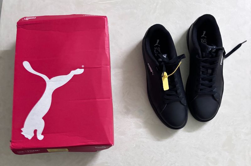 Puma Sneakers - Stylish &amp; Comfy